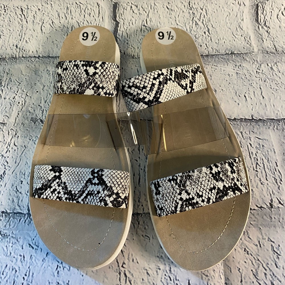 Women’s madden girl sandals